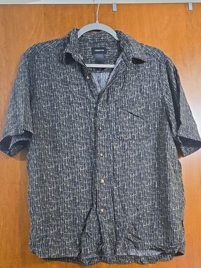 Claiborne Black Short-Sleeve Button-Down- Small